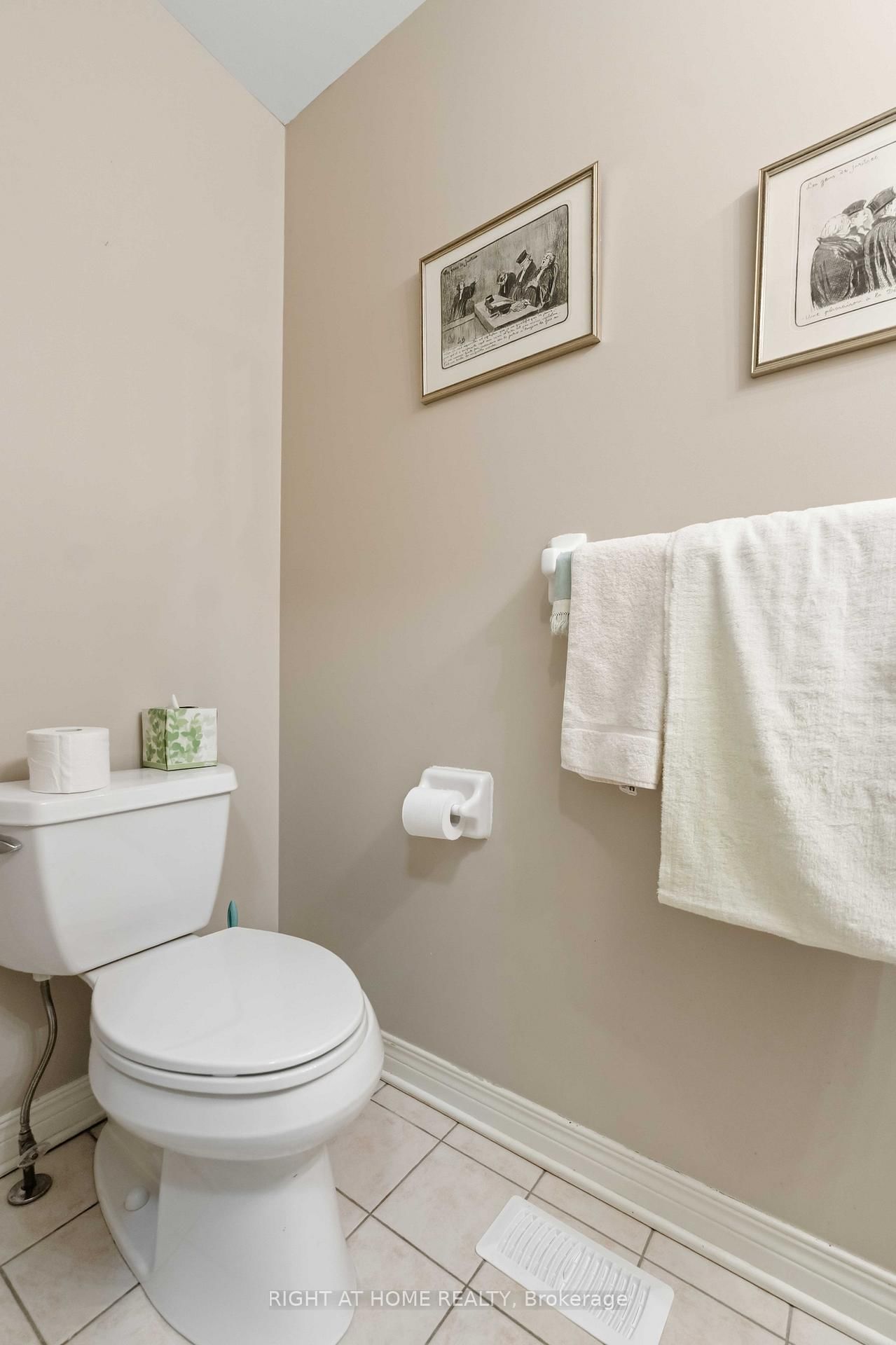 Townhouse for sale at 220 Windhurst Drive, Ottawa, Ontario, K2G 6H9 - Barrhaven East - MLS: X12963304