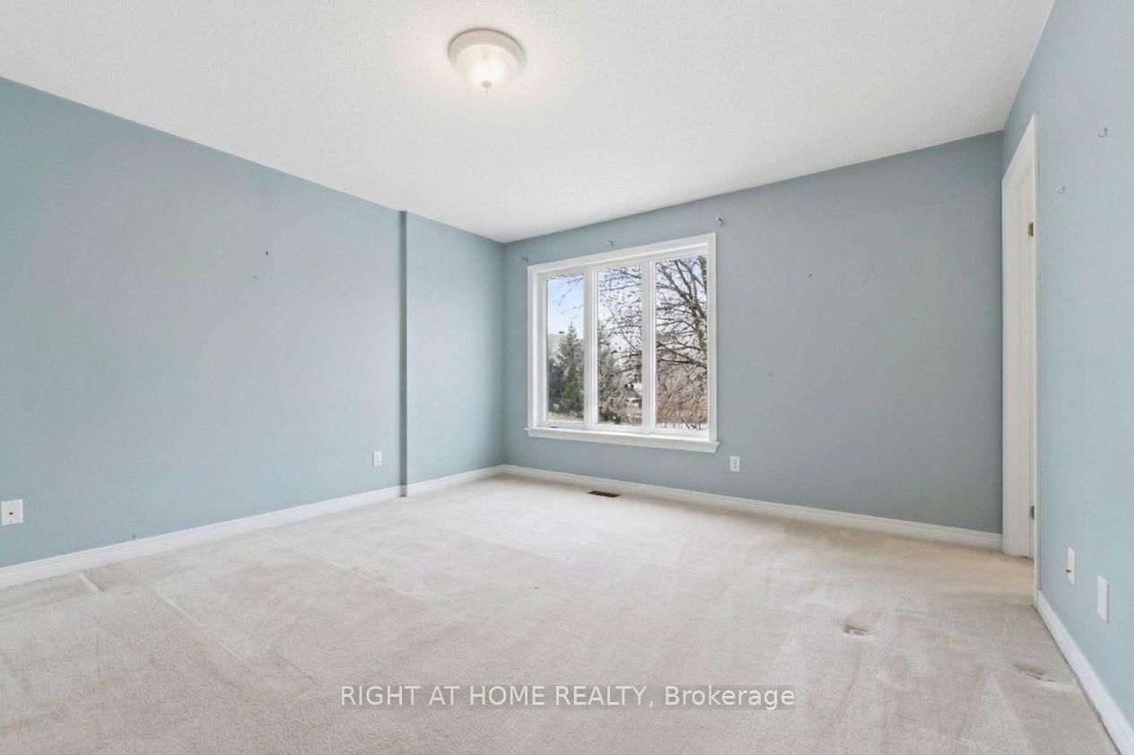 Townhouse for sale at 220 Windhurst Drive, Ottawa, Ontario, K2G 6H9 - Barrhaven East - MLS: X12963304