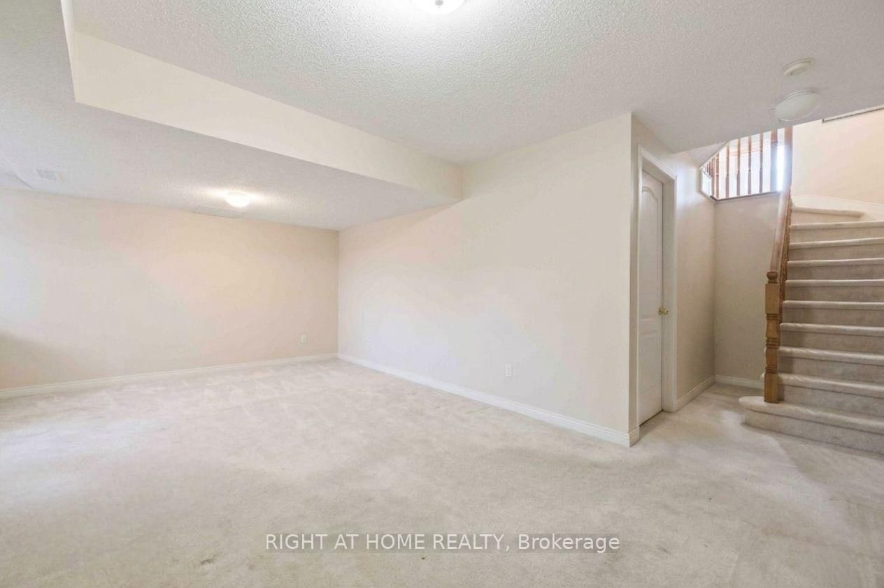 Townhouse for sale at 220 Windhurst Drive, Ottawa, Ontario, K2G 6H9 - Barrhaven East - MLS: X12963304