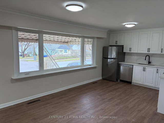 Upper - 13 Ridgewood Avenue