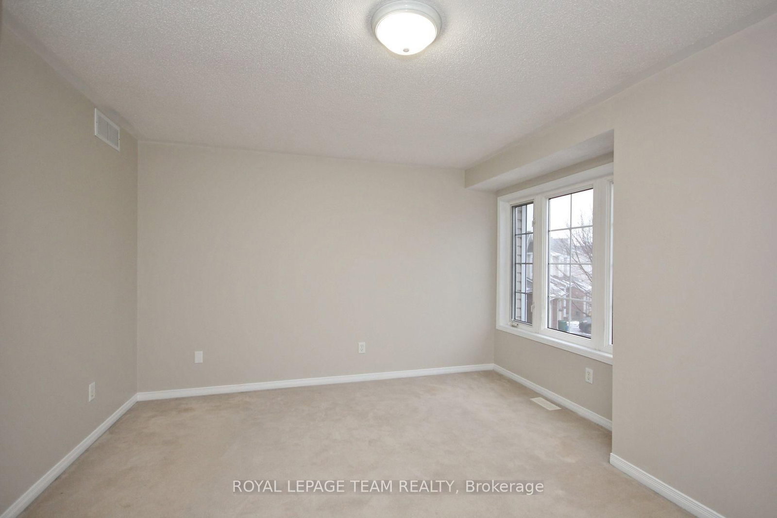 Townhouse for sale at 139 Oakfield Crescent, Ottawa, Ontario, K2J 5H8 - Barrhaven - Longfields - MLS: X12963508