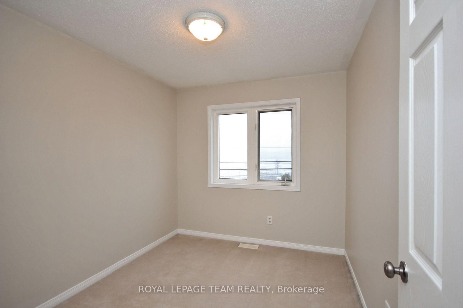 Townhouse for sale at 139 Oakfield Crescent, Ottawa, Ontario, K2J 5H8 - Barrhaven - Longfields - MLS: X12963508