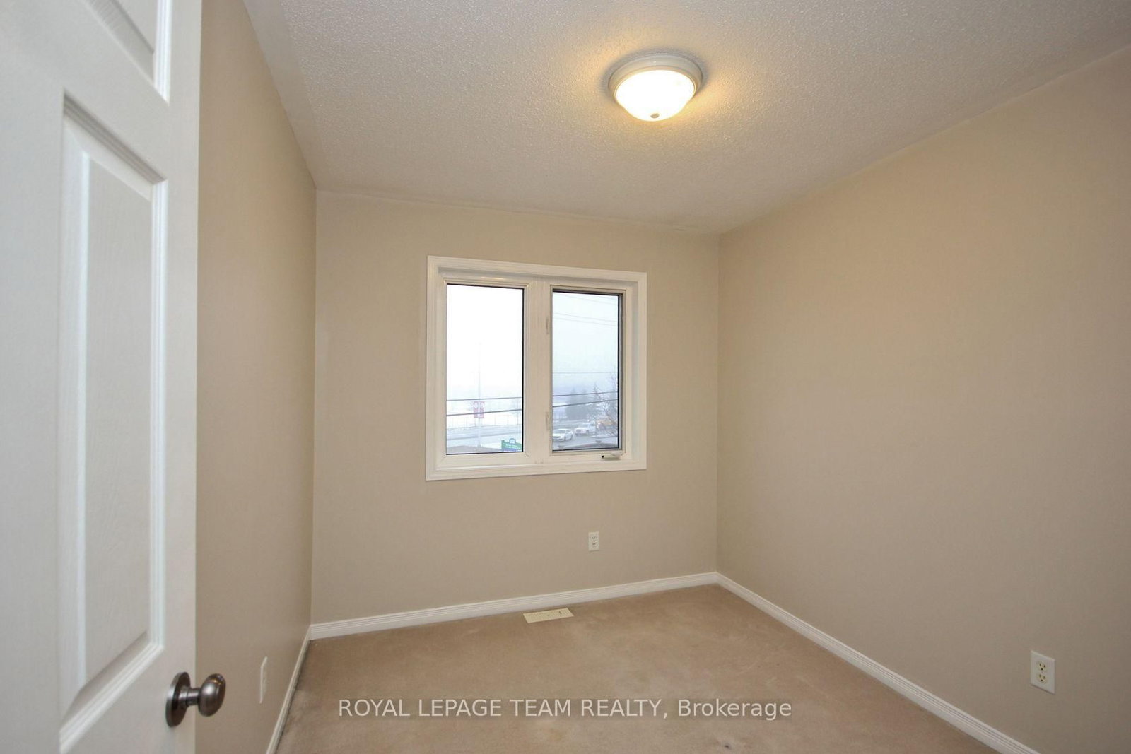 Townhouse for sale at 139 Oakfield Crescent, Ottawa, Ontario, K2J 5H8 - Barrhaven - Longfields - MLS: X12963508