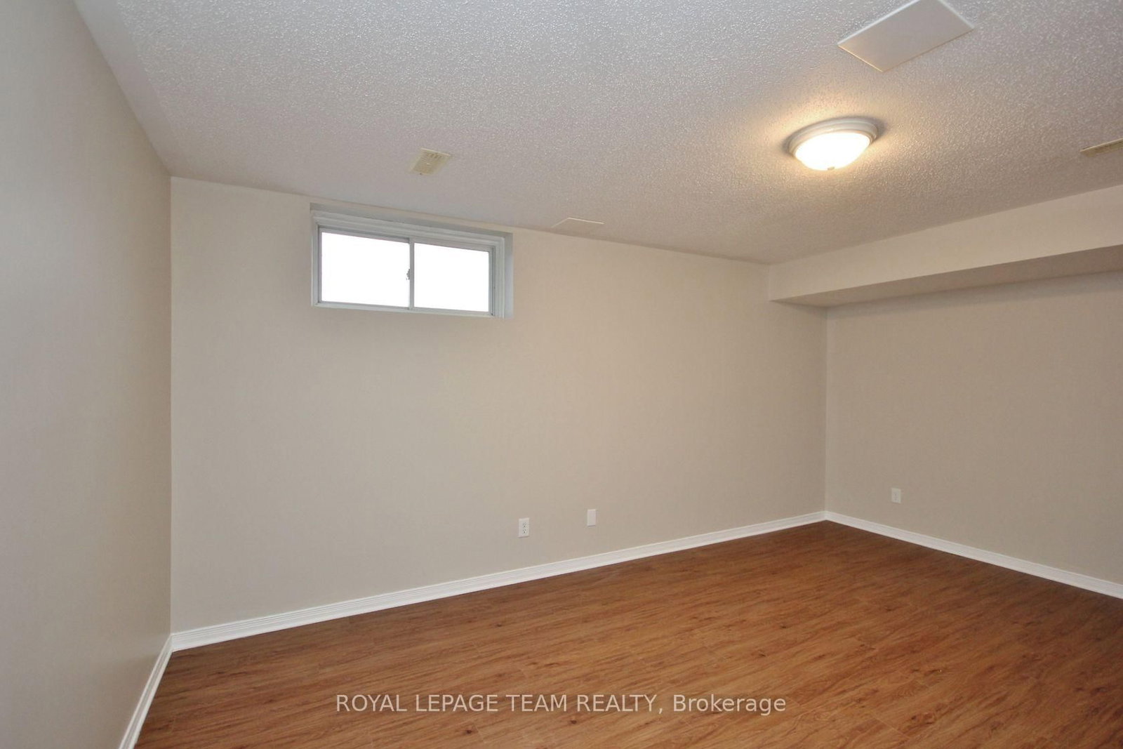 Townhouse for sale at 139 Oakfield Crescent, Ottawa, Ontario, K2J 5H8 - Barrhaven - Longfields - MLS: X12963508