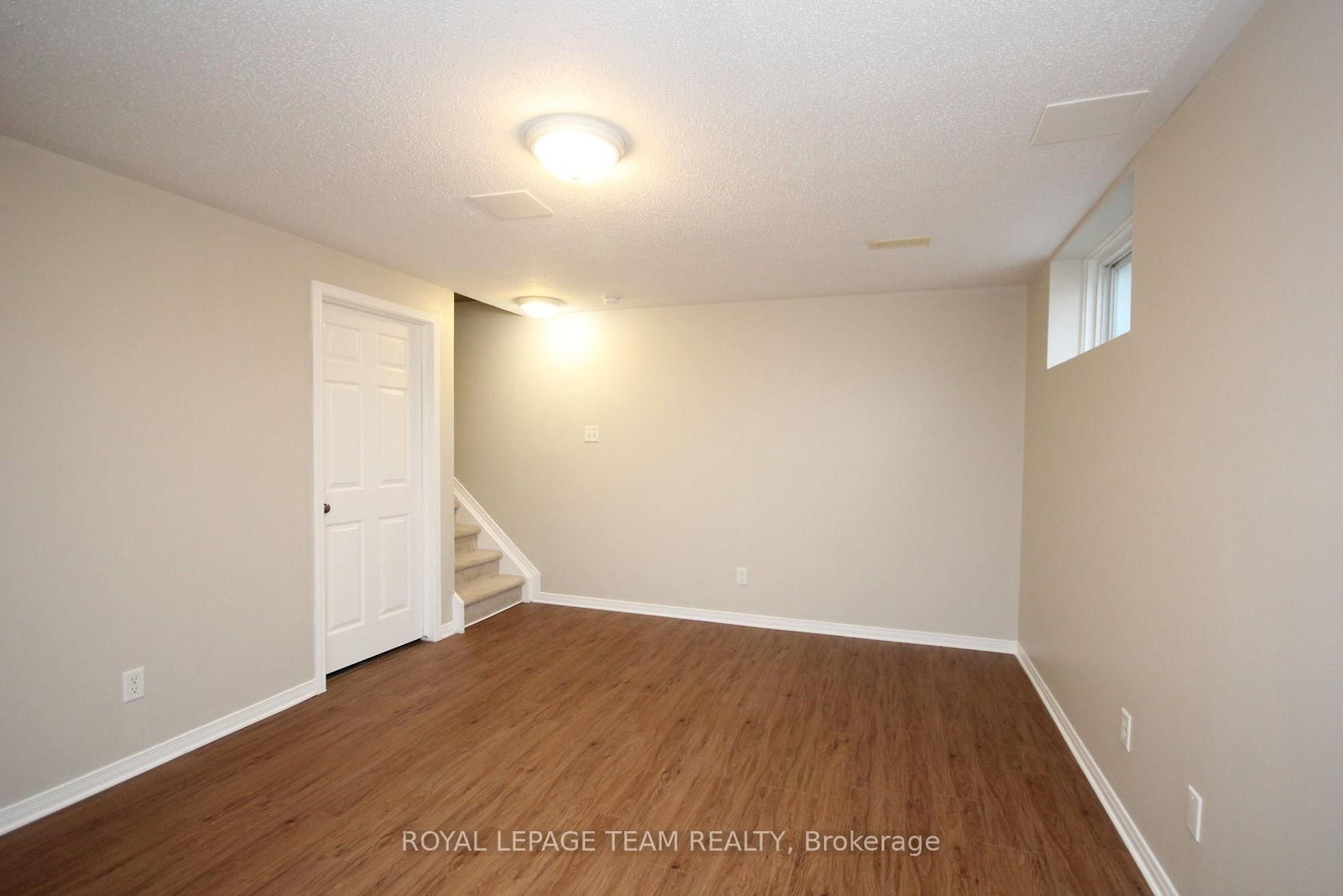 Townhouse for sale at 139 Oakfield Crescent, Ottawa, Ontario, K2J 5H8 - Barrhaven - Longfields - MLS: X12963508