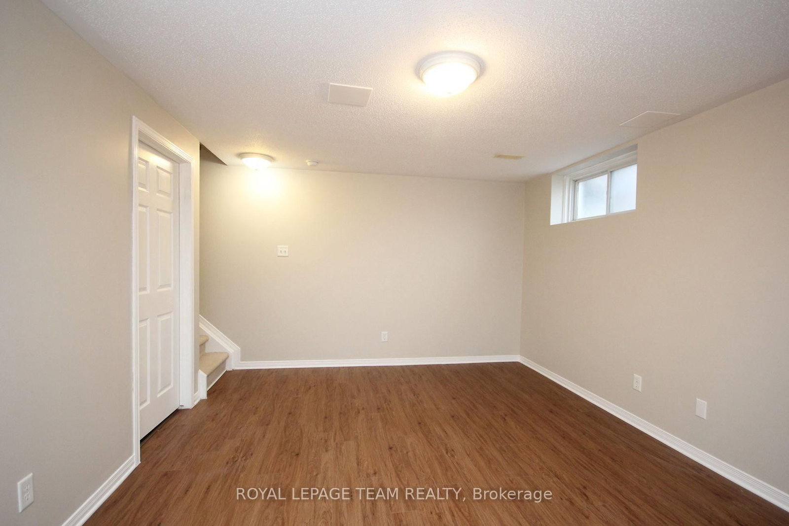 Townhouse for sale at 139 Oakfield Crescent, Ottawa, Ontario, K2J 5H8 - Barrhaven - Longfields - MLS: X12963508