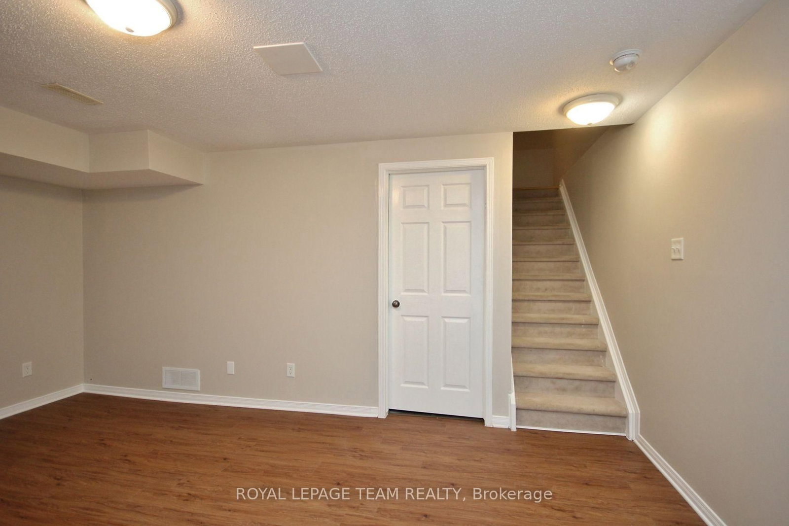 Townhouse for sale at 139 Oakfield Crescent, Ottawa, Ontario, K2J 5H8 - Barrhaven - Longfields - MLS: X12963508