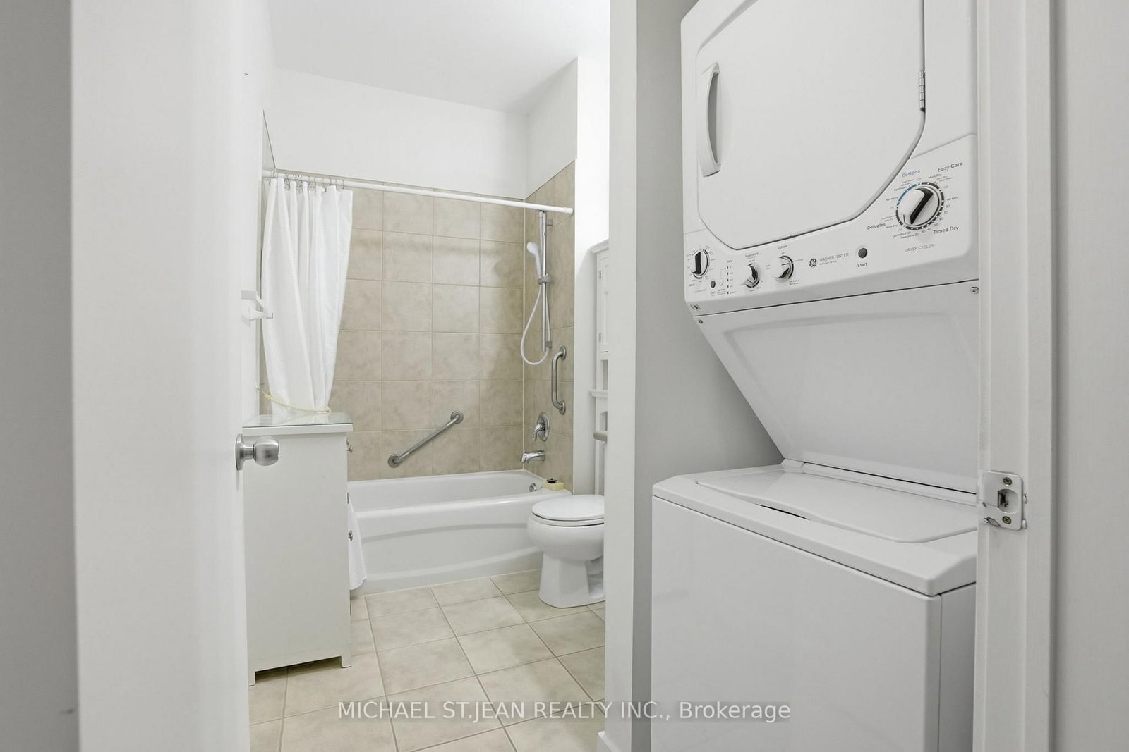 Condo for sale at 511-66 Bay Street, Hamilton, Ontario, L8P 4Z6 - Durand - MLS: X12963534