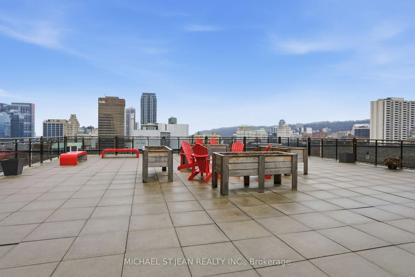 Condo for sale at 511-66 Bay Street, Hamilton, Ontario, L8P 4Z6 - Durand - MLS: X12963534