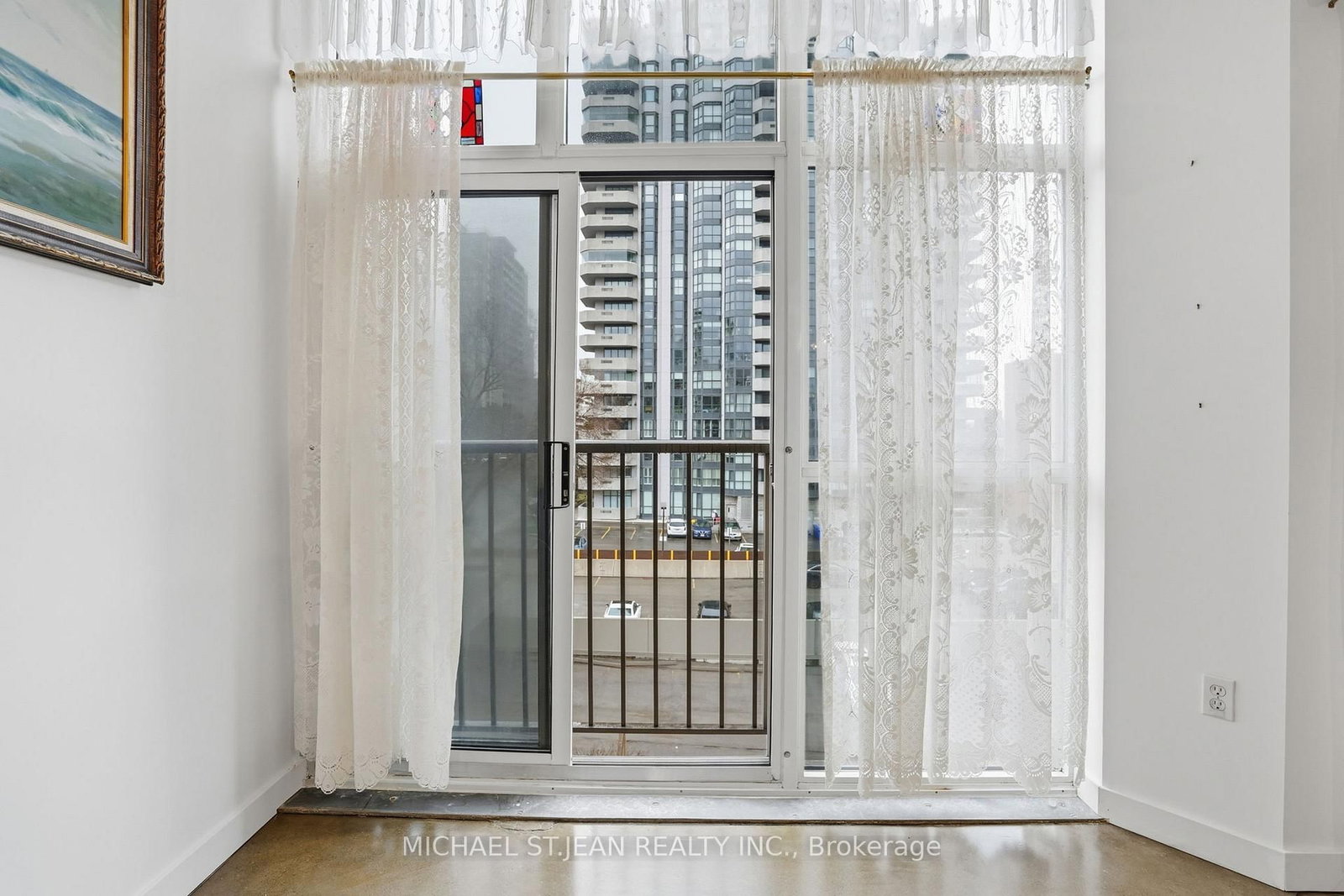 Condo for sale at 511-66 Bay Street, Hamilton, Ontario, L8P 4Z6 - Durand - MLS: X12963534