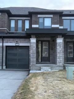 112 Corley St, Kawartha Lakes, K9V 6C2 | Image 2