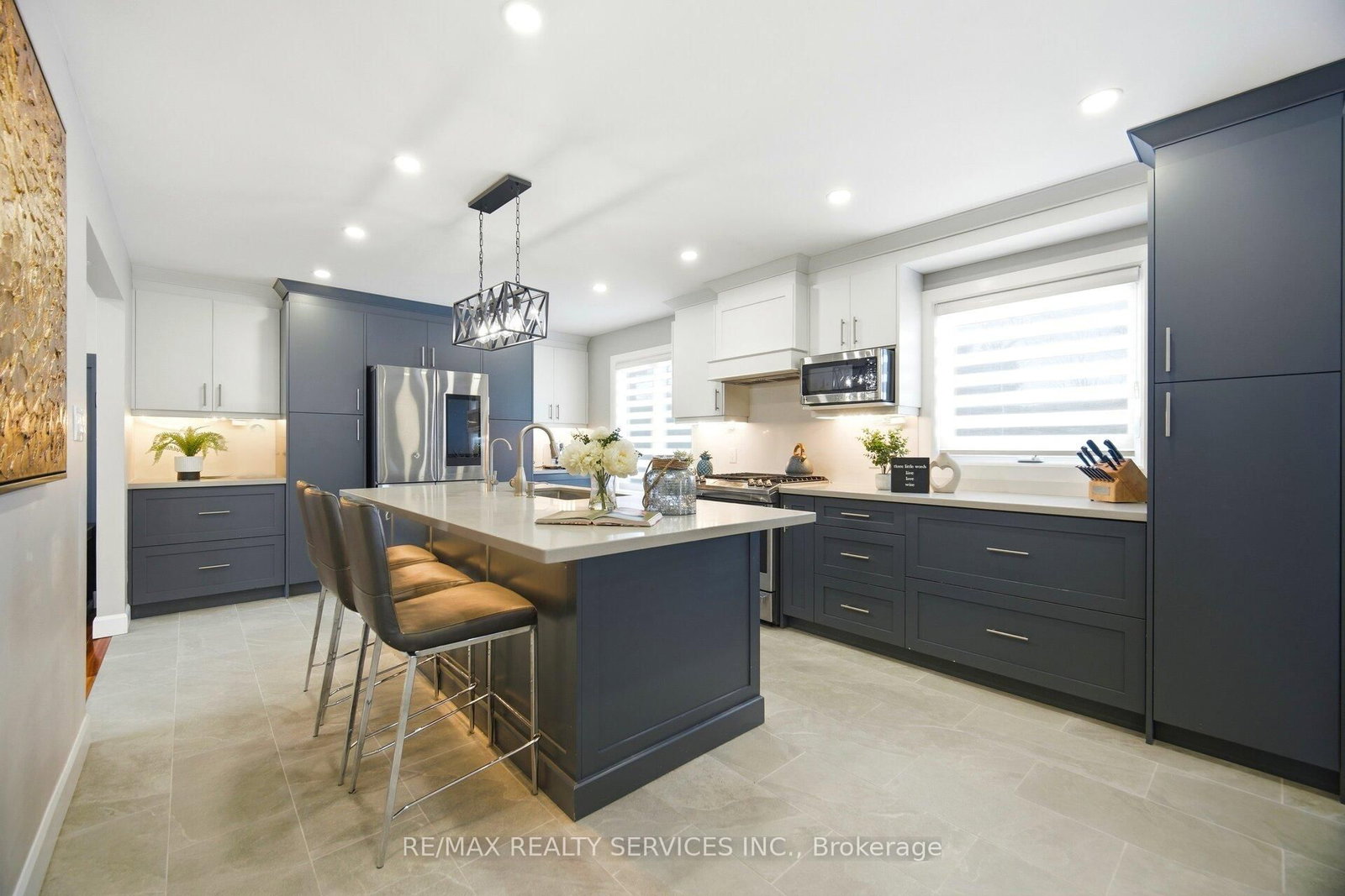 12 Pine Street - Photo 2