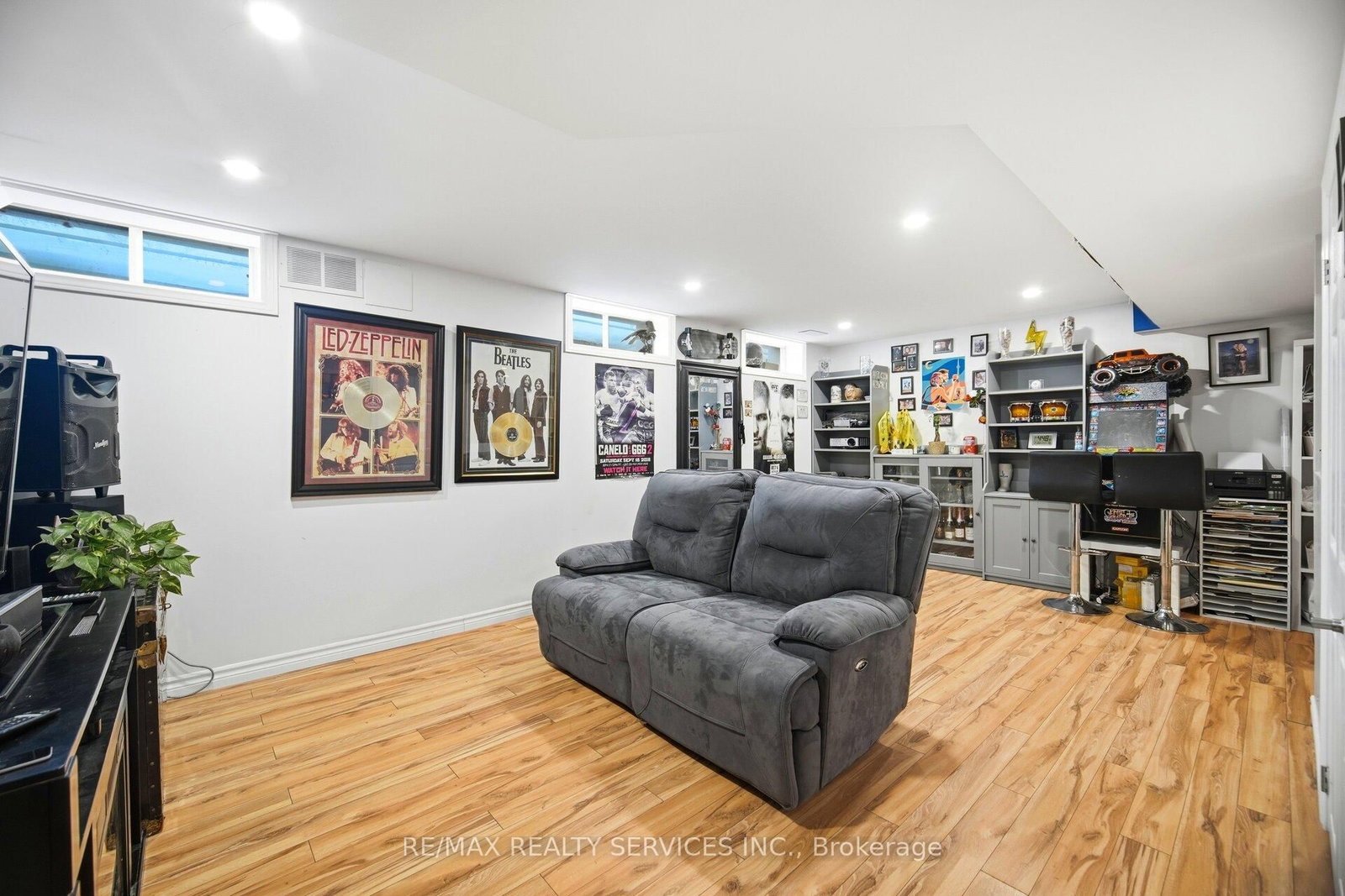 12 Pine Street - Photo 36