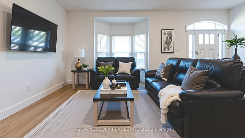 home for sale on 117 Wharncliffe Road N