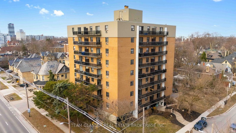 home for lease on 906-498 Queens Avenue