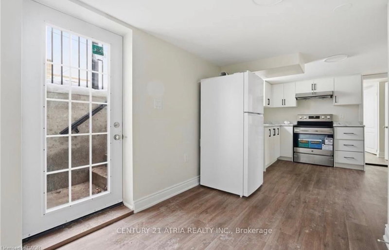 Lower - 13 Ridgewood Ave, Guelph, N1H 6C3 | Image 2