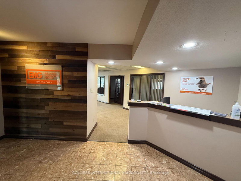 6710 Drummond Rd, Niagara Falls, L2G 4P1 | Image 2