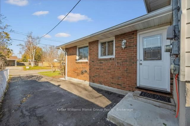 1 Islington Avenue