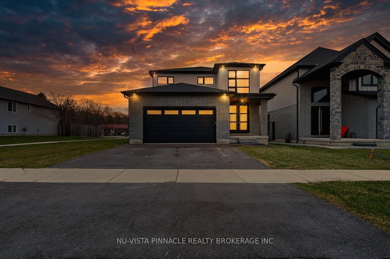 home for sale on 1564 Benjamin Drive