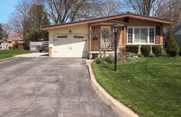 54 First St W, Woolwich, N3B 1H1 | Image 2