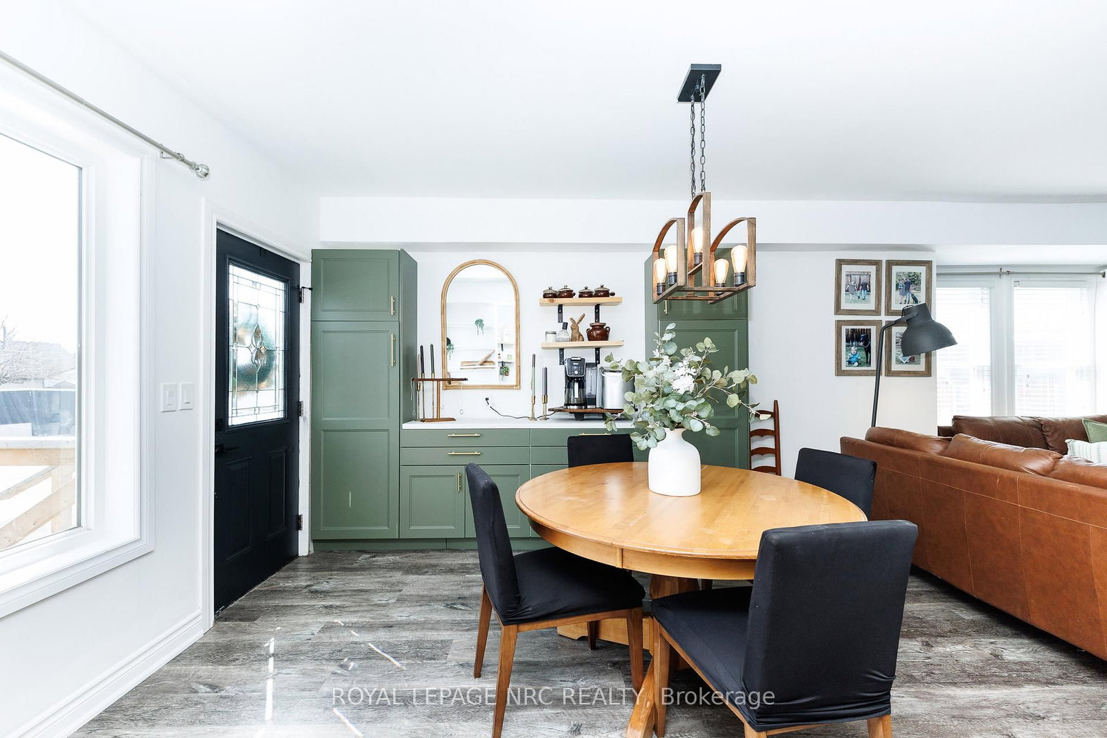 Detached House for sale at 108 High Street, Fort Erie, Ontario, L2A 3P7 - Central - MLS: X12963906