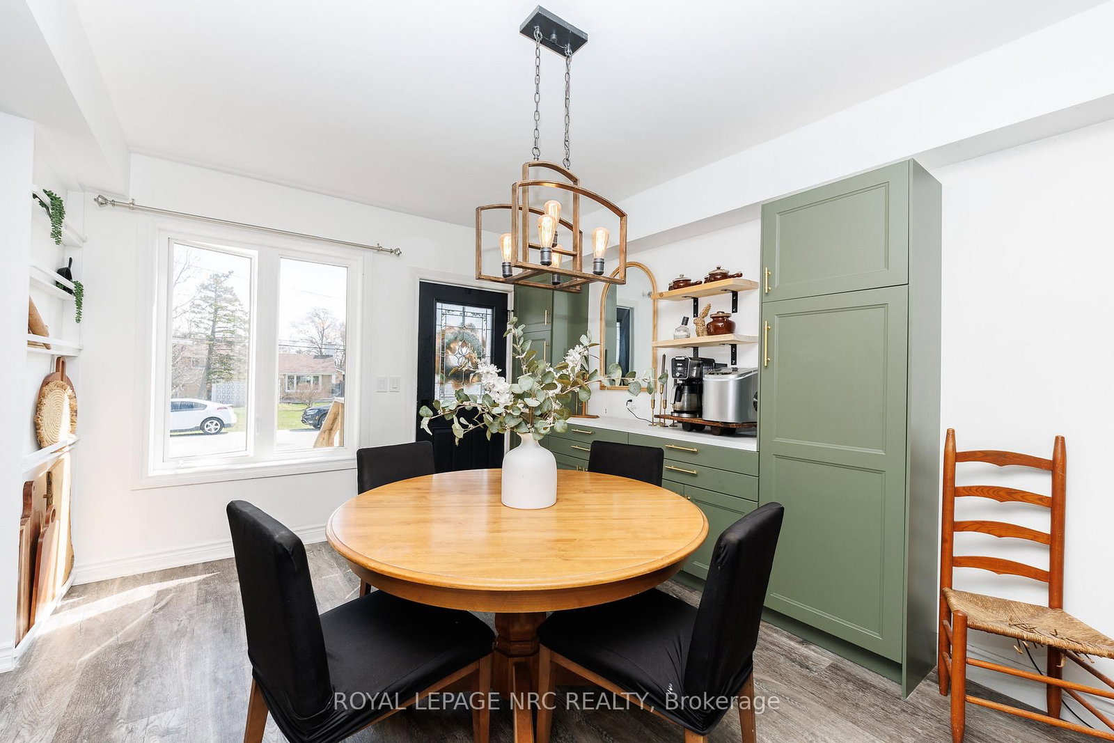 Detached House for sale at 108 High Street, Fort Erie, Ontario, L2A 3P7 - Central - MLS: X12963906