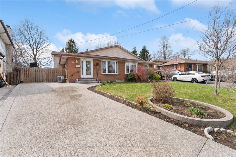 57 Elora Dr, Hamilton, L9C 6T4 | Image 2