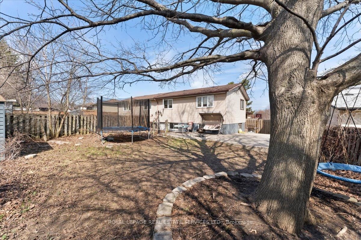 Semi-Detached House for sale at 57 Elora Drive, Hamilton, Ontario, L9C 6T4 - Fessenden - MLS: X12964088