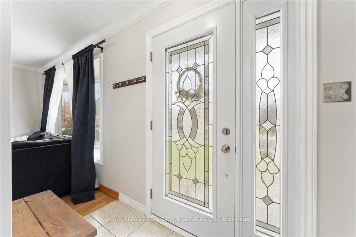 Semi-Detached House for sale at 57 Elora Drive, Hamilton, Ontario, L9C 6T4 - Fessenden - MLS: X12964088