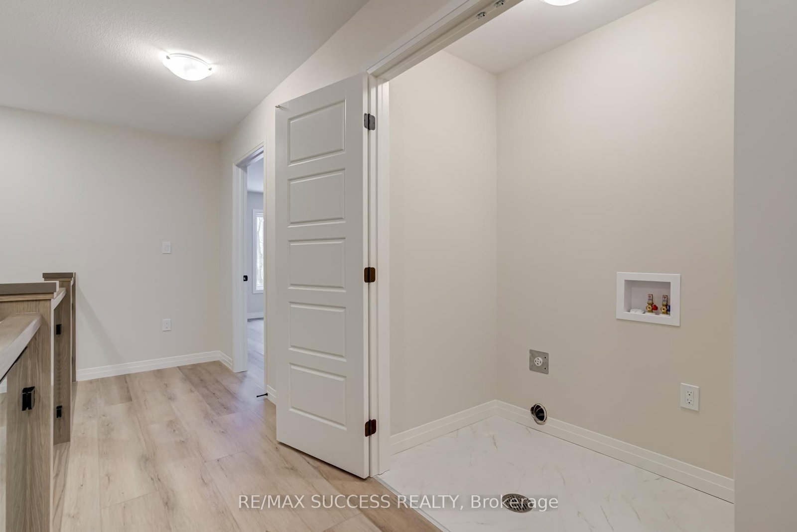 147 Siebert Avenue - Photo 38