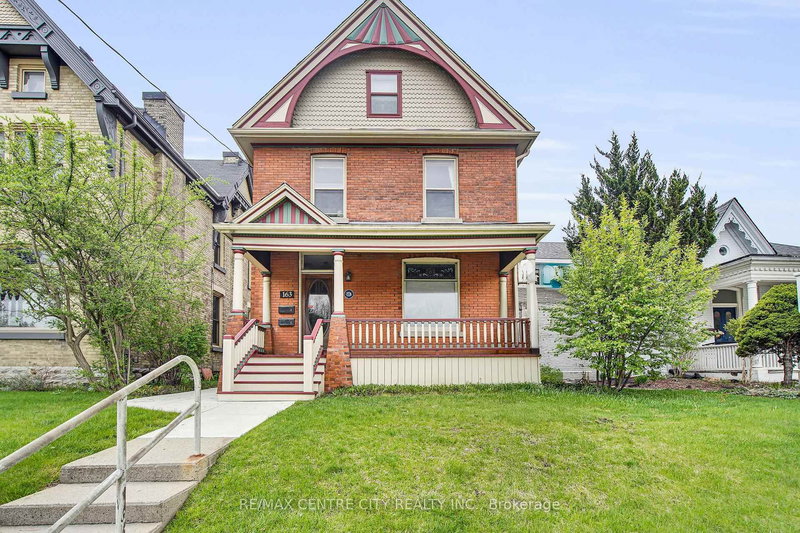 home for sale on 163 Oxford Street E