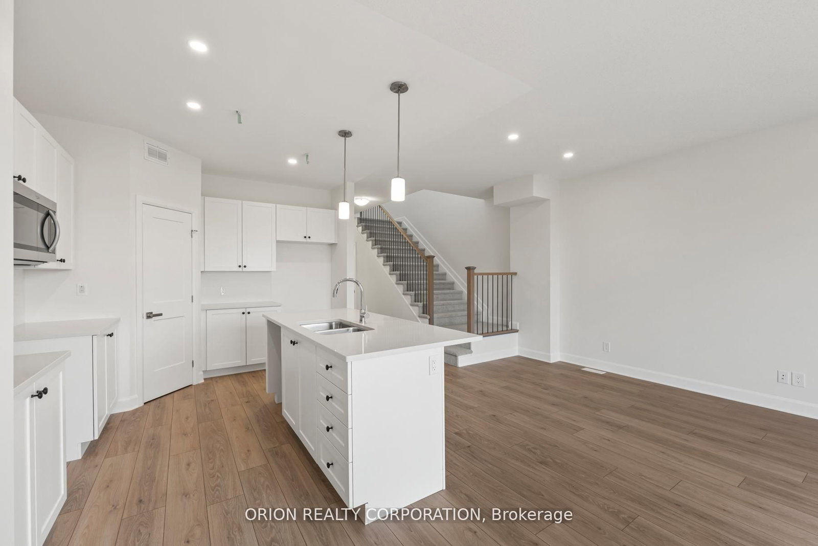 418 Buckthorn Drive • Kingston, ON photo 11