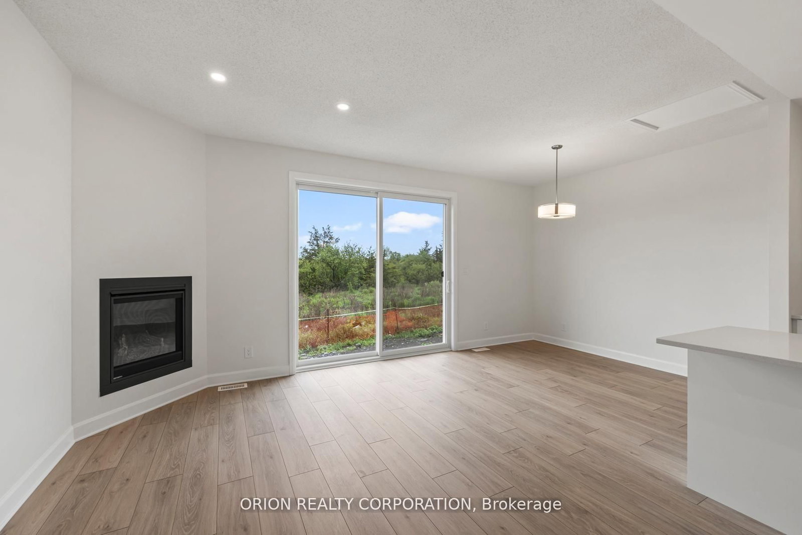 418 Buckthorn Drive • Kingston, ON photo 14