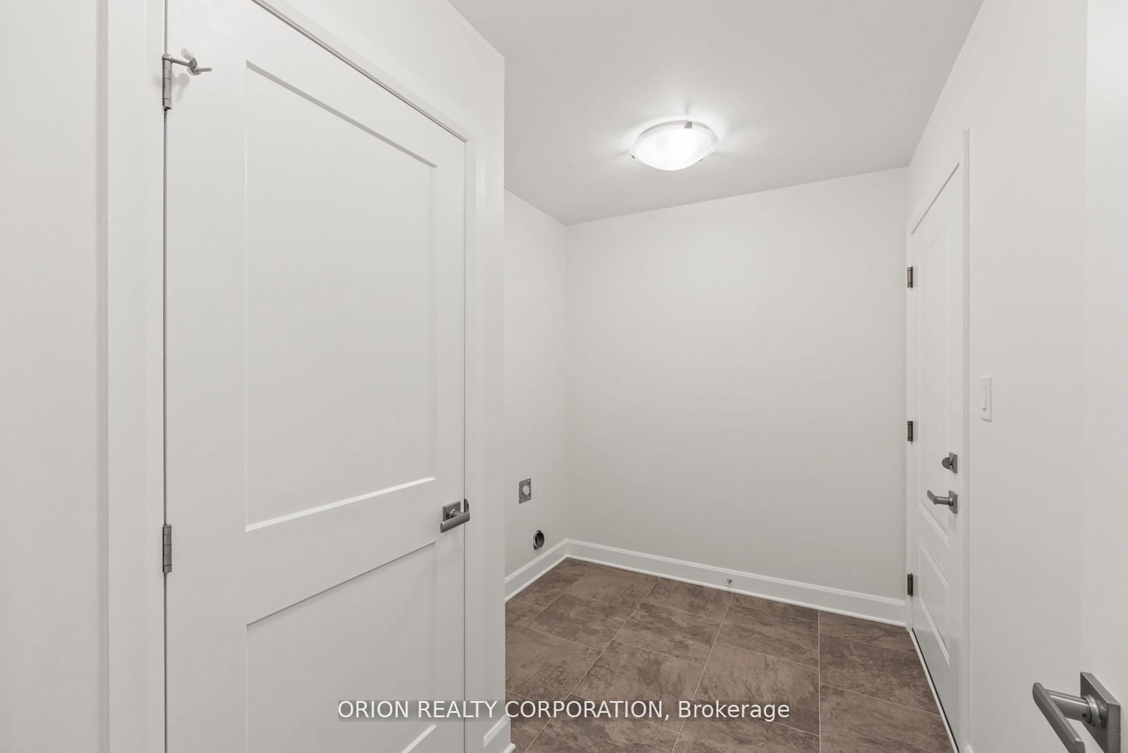 418 Buckthorn Drive • Kingston, ON photo 4