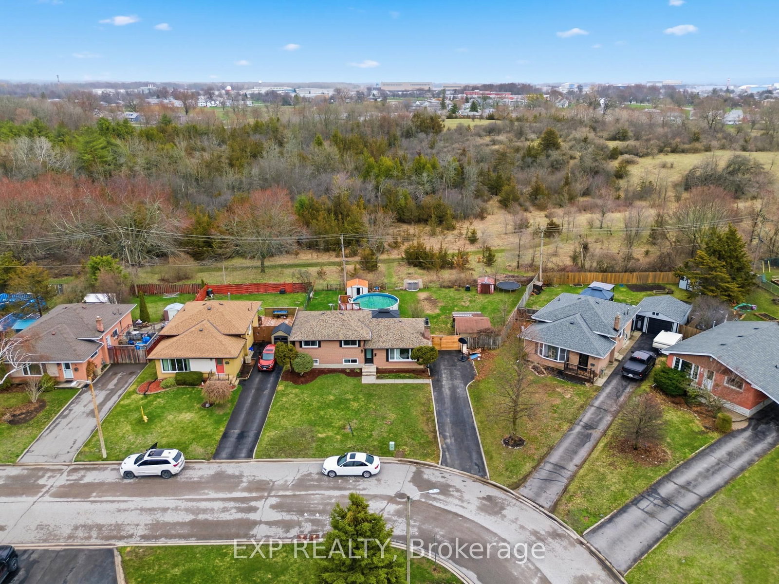 Detached House for sale at 1 Nelles Avenue, Quinte West, Ontario, K8V 3A6 - Sidney Ward - MLS: X12964258