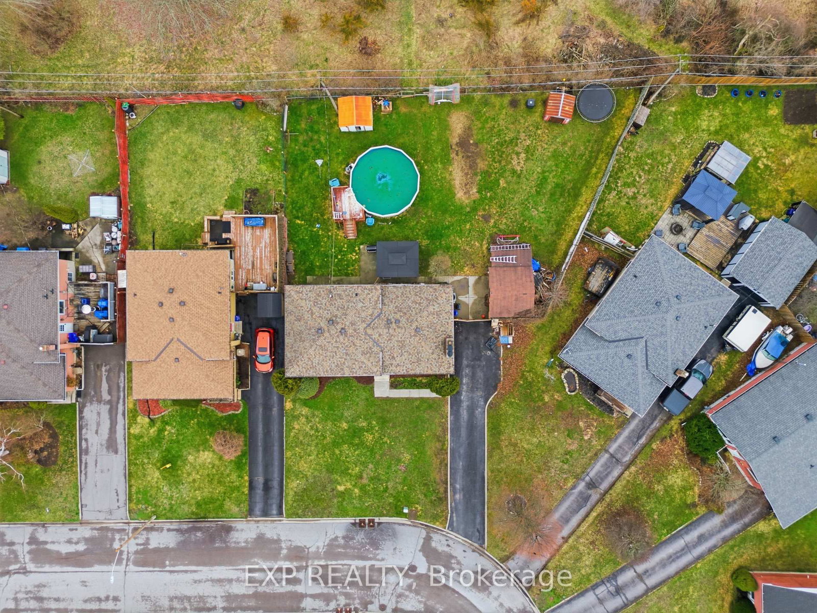 Detached House for sale at 1 Nelles Avenue, Quinte West, Ontario, K8V 3A6 - Sidney Ward - MLS: X12964258