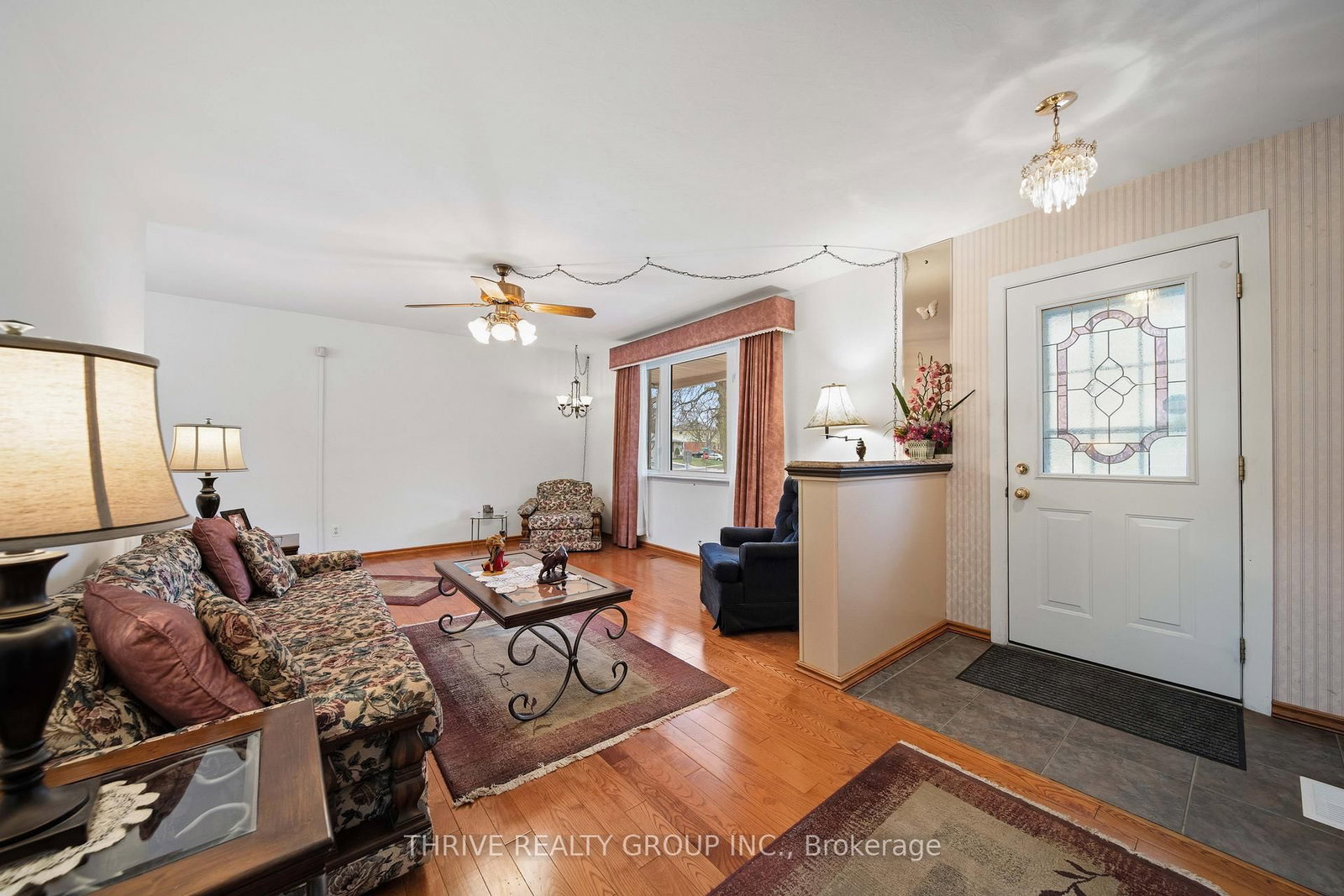 Listing Image 7