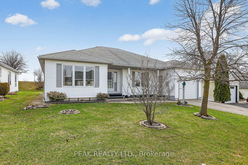 home for sale on 39 Summit Crescent