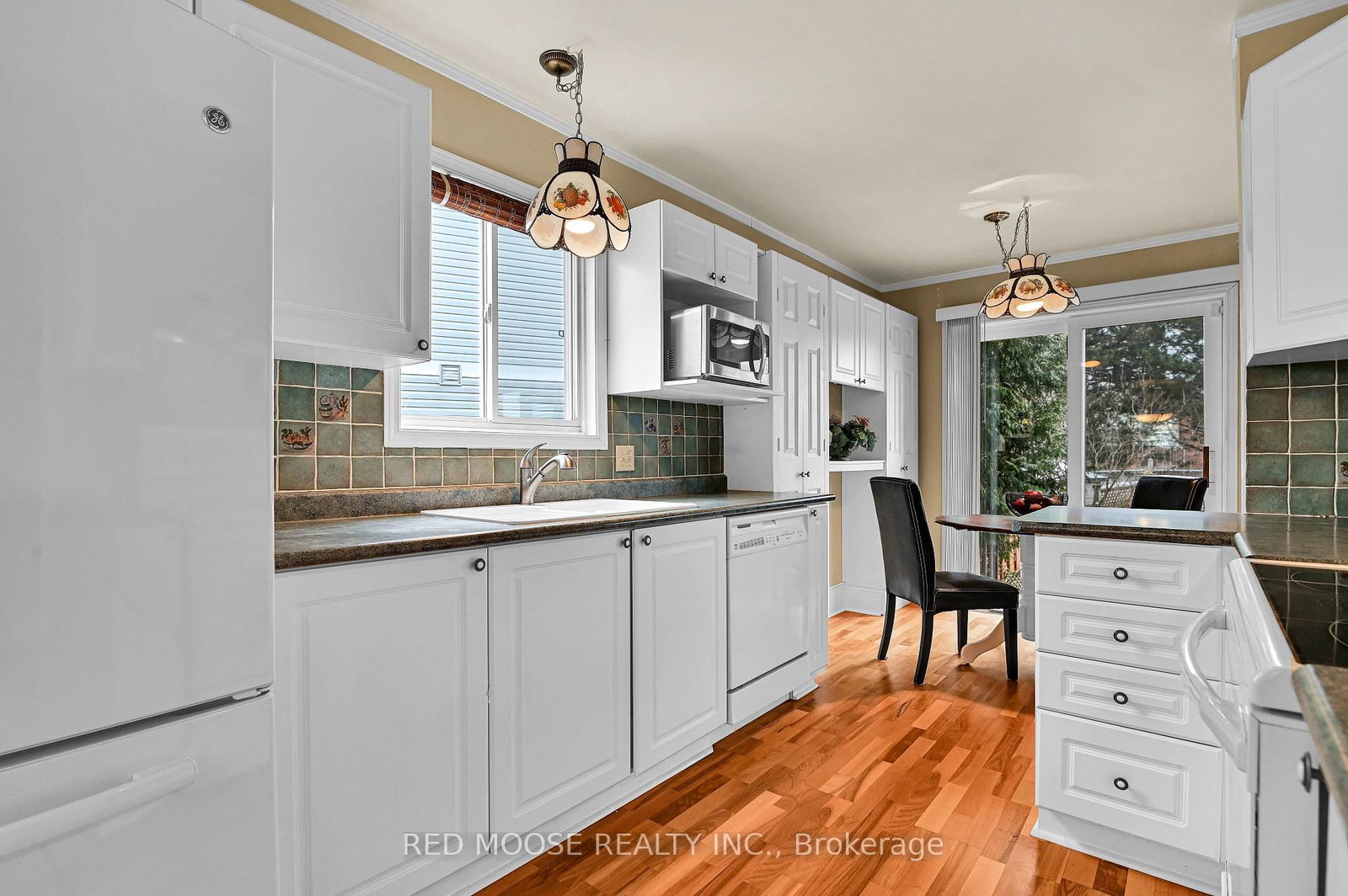 Listing Image 13