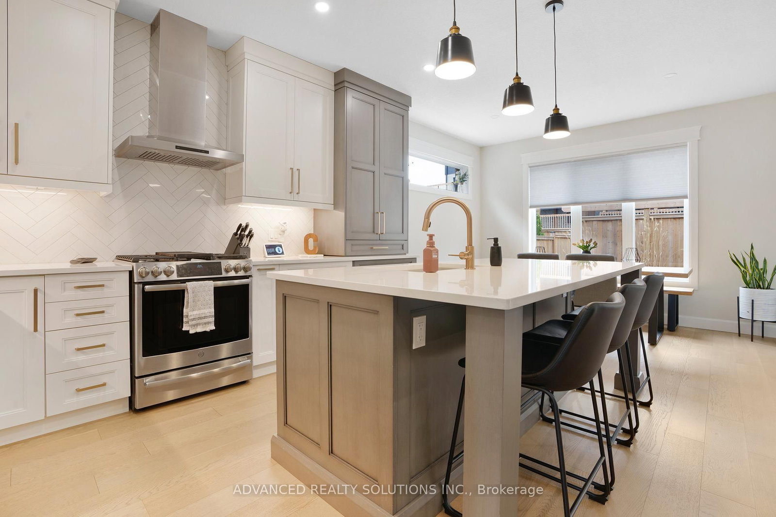 2209 Linkway Boulevard - Photo 9