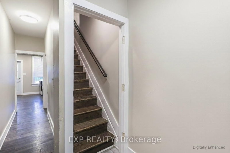 27 Ashley St, Hamilton, L8L 5S5 | Image 3