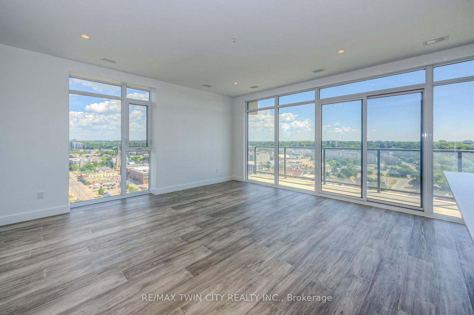 1413 - 50 Grand Ave - Photo 4