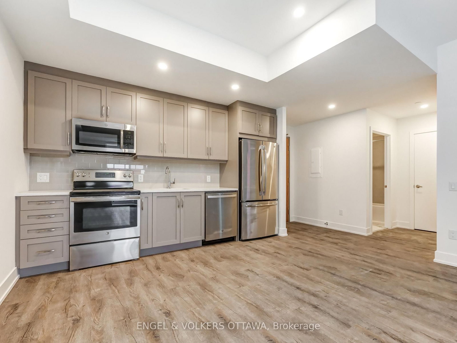 280 Crichton Street, Unit 302 - Photo 15