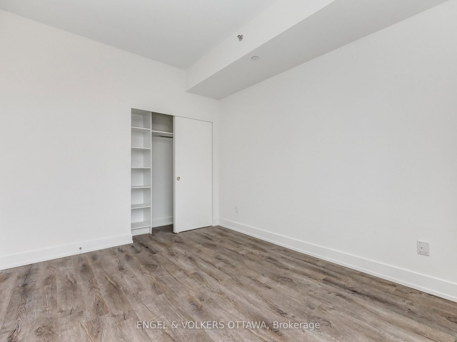 280 Crichton Street, Unit 302 - Photo 20