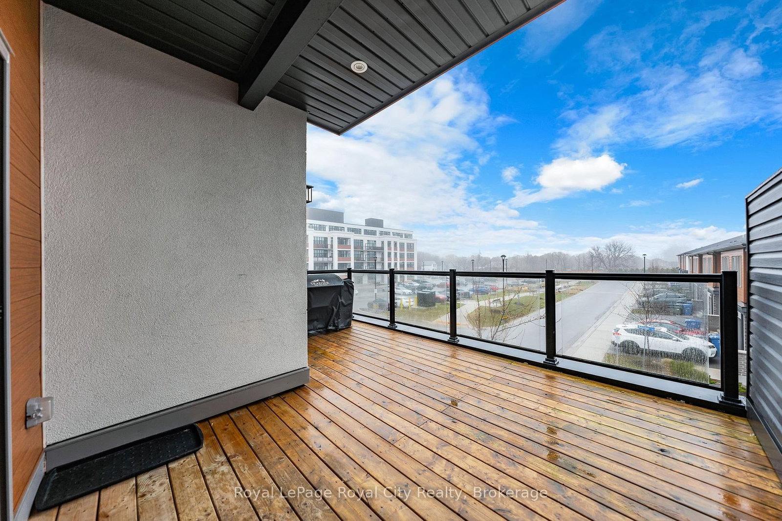 150 Huron Street, Unit 1 - Photo 33