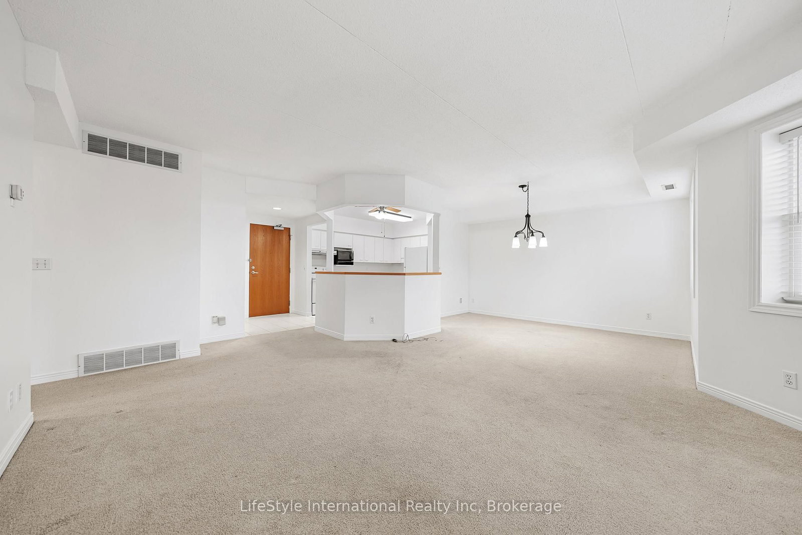 208 Silvercreek Parkway N, Unit 205 - Photo 2