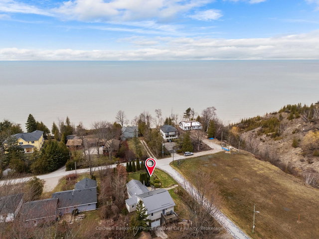 13 Ravine Park Road S