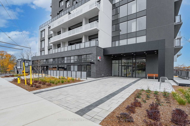 502 - 71 WYNDHAM Street S