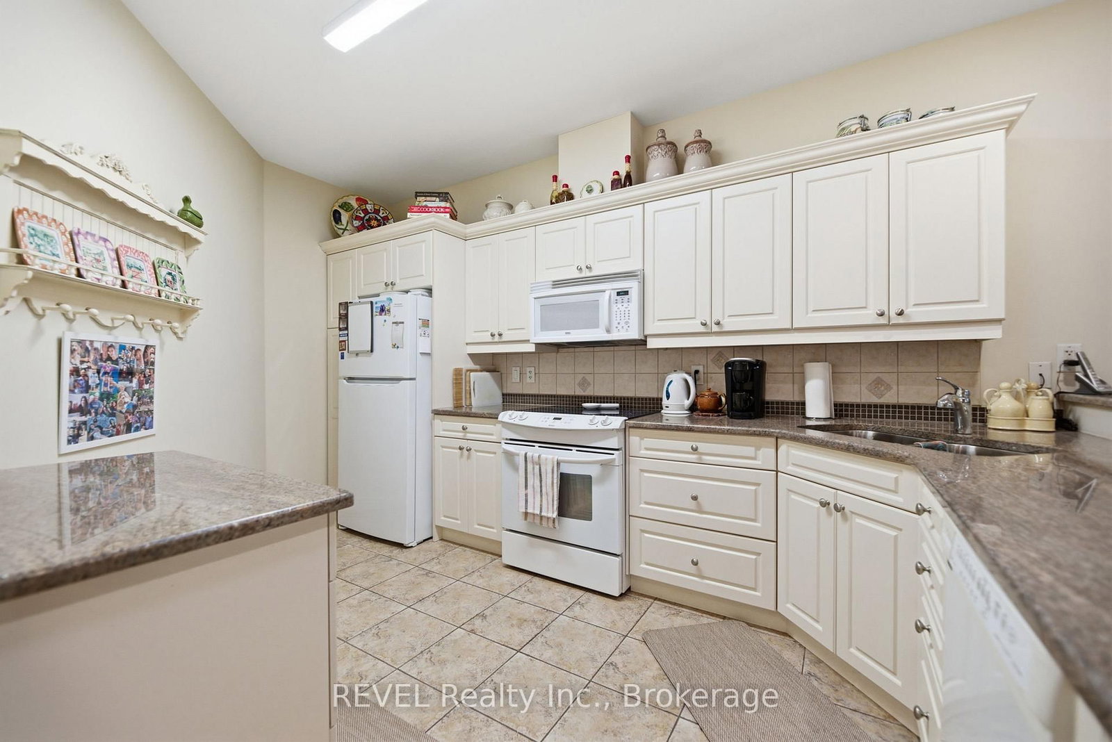 6295 Forest Ridge Drive - Photo 12