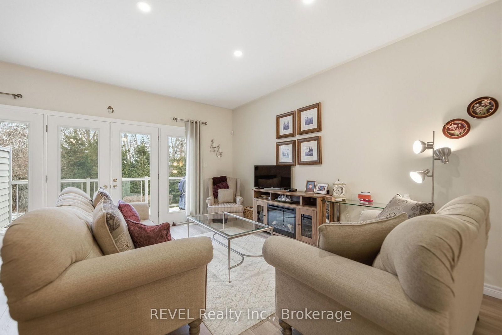 6295 Forest Ridge Drive - Photo 8